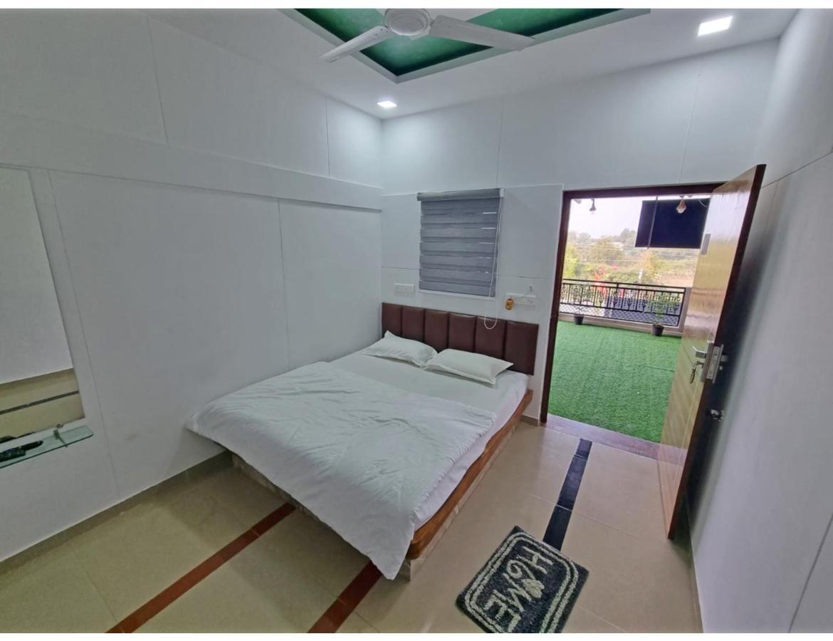 Hari Homestay, Garudeshwar Eksteriør billede