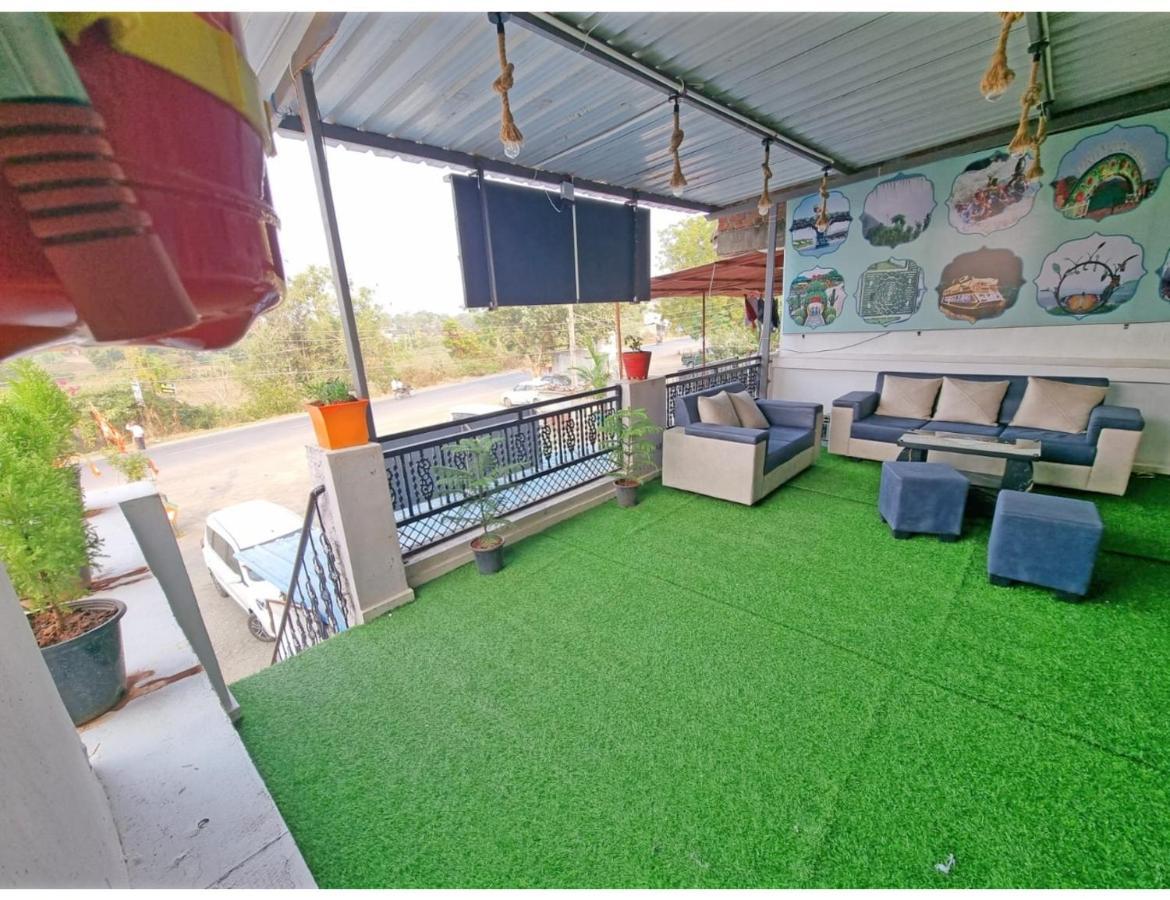 Hari Homestay, Garudeshwar Eksteriør billede